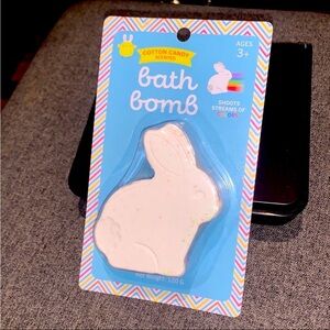 Cotton Candy Bath Bomb